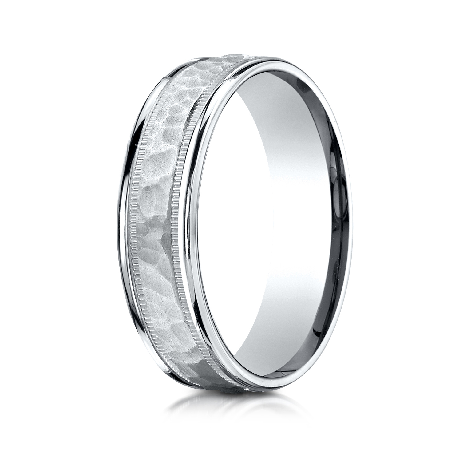 Comfort-Fit Hammered Center Milgrain Gent's Wedding Band - Image 5